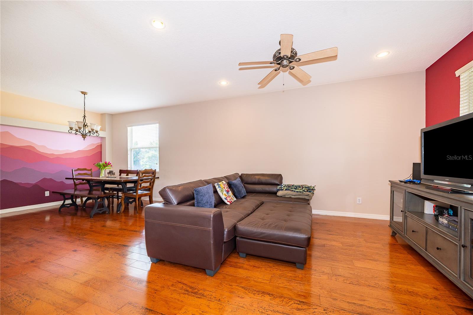 Image 5 of 31 For 7204 Mystic Brook Way