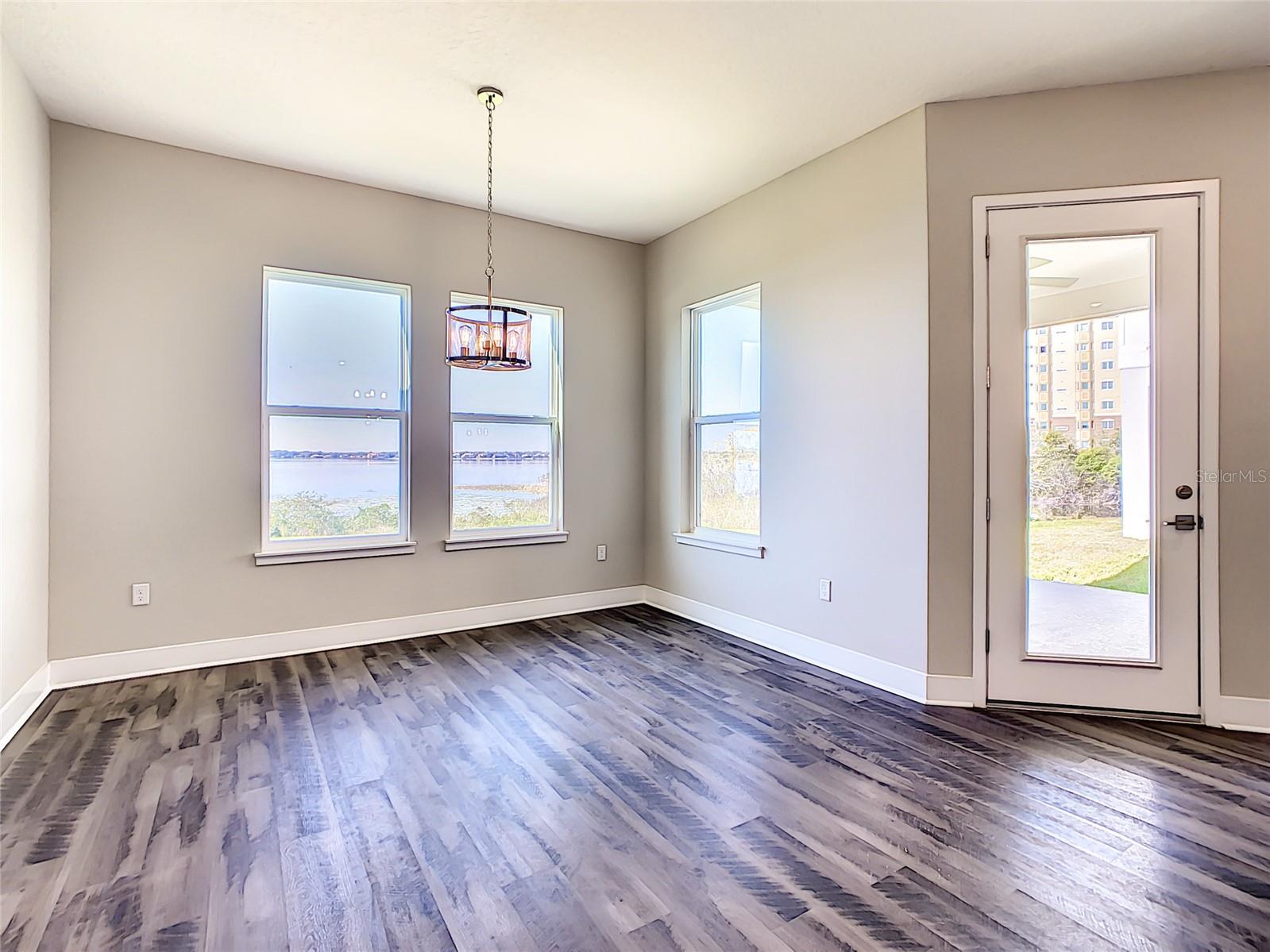 Image 40 of 98 For 7542 Alpine Butterfly Lane