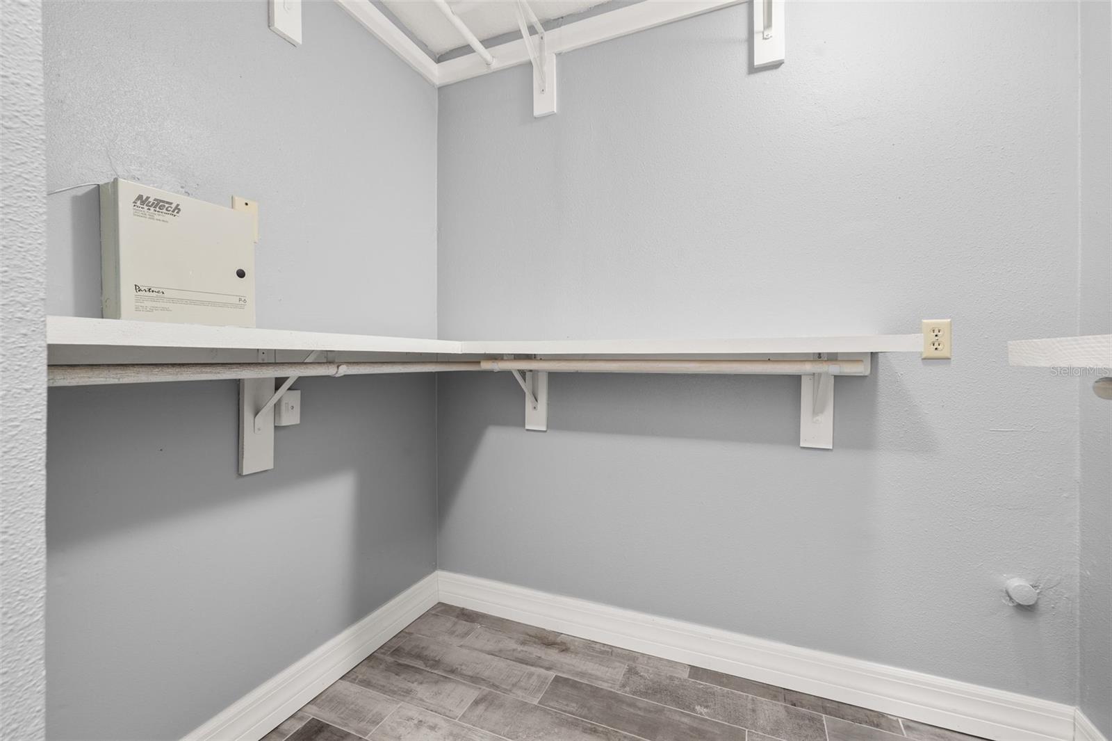 Image 15 of 28 For 10702 William Tell Drive