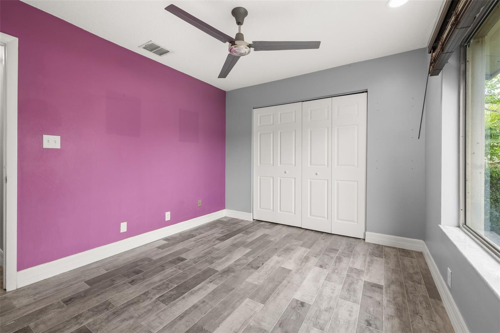 Image 21 of 28 For 10702 William Tell Drive