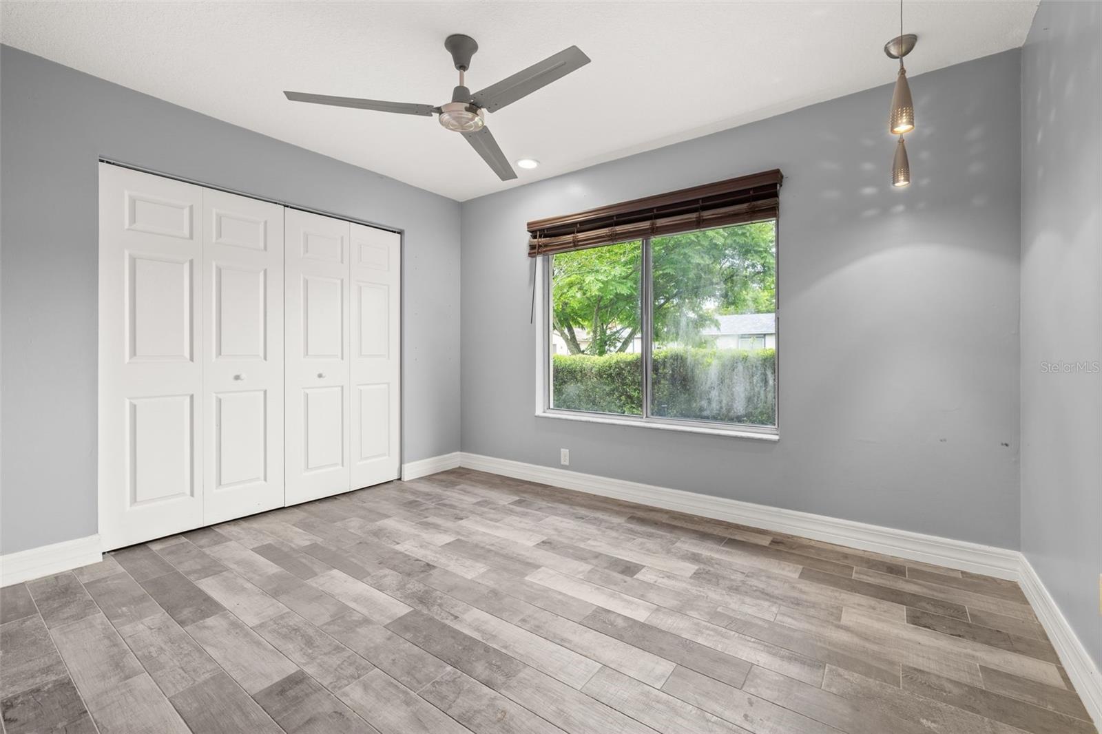 Image 22 of 28 For 10702 William Tell Drive