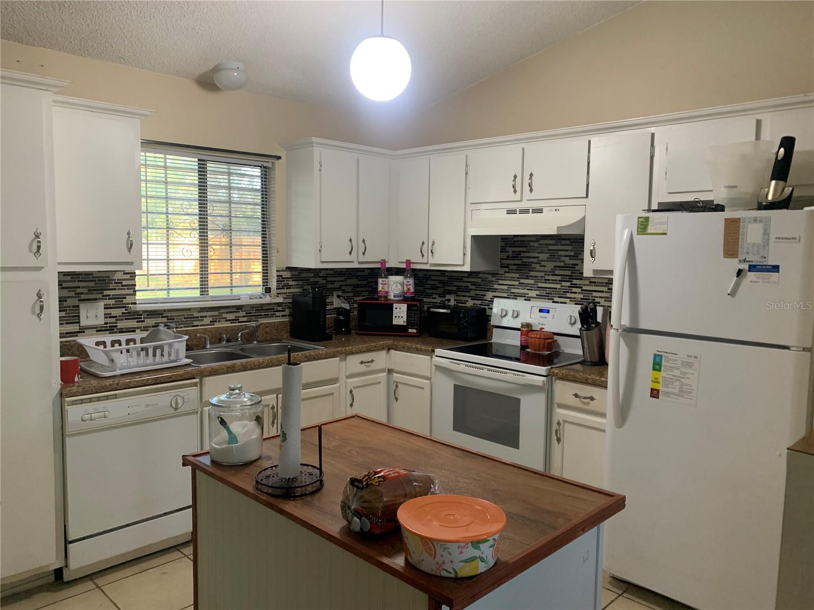 Image 4 of 7 For 8050 Windy Hill Way