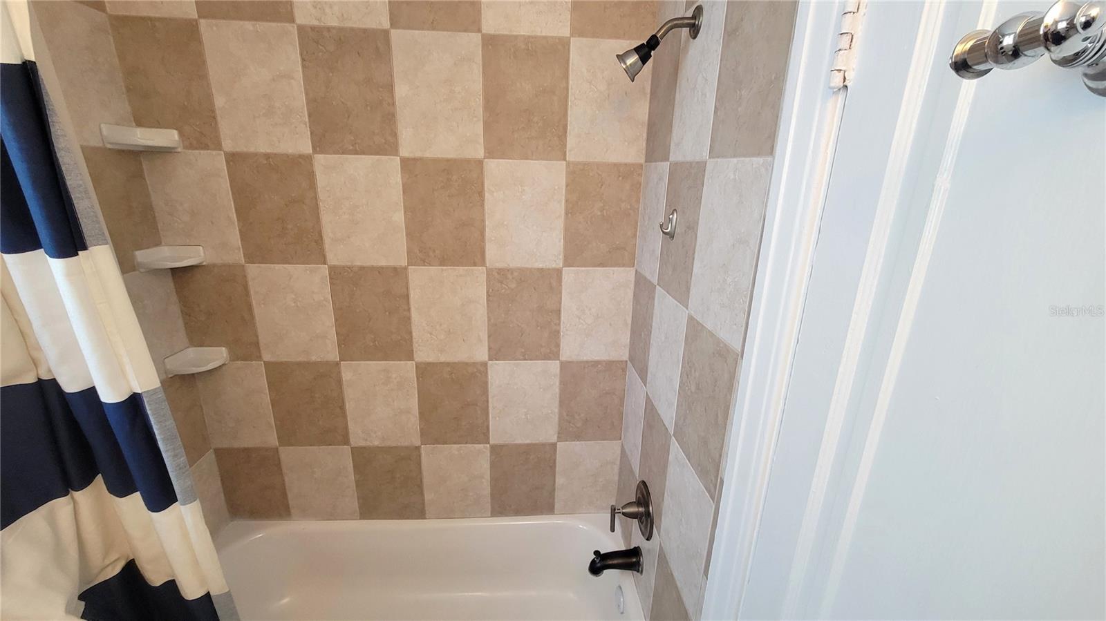 Image 10 of 12 For 520 11th Avenue N 2