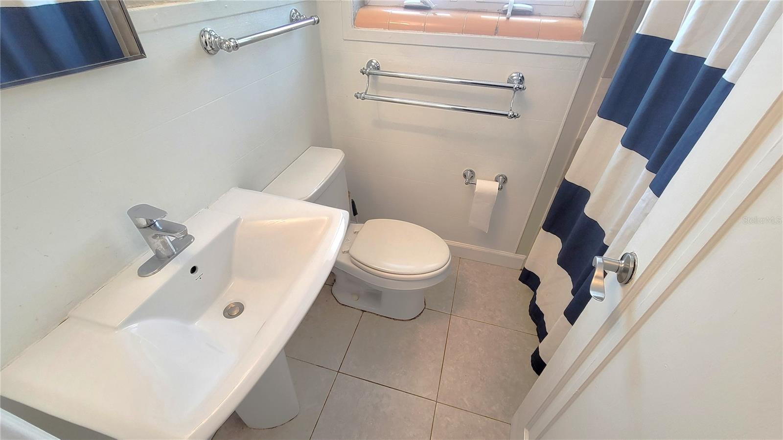 Image 9 of 12 For 520 11th Avenue N 2