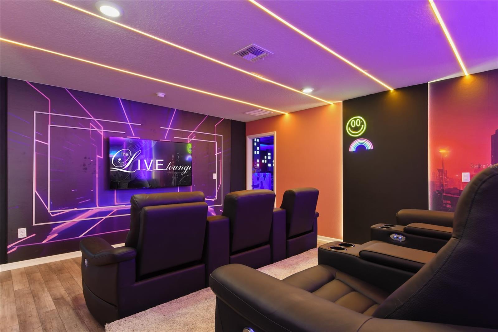 Image 52 of 96 For 16364 Saint Kitts Circle