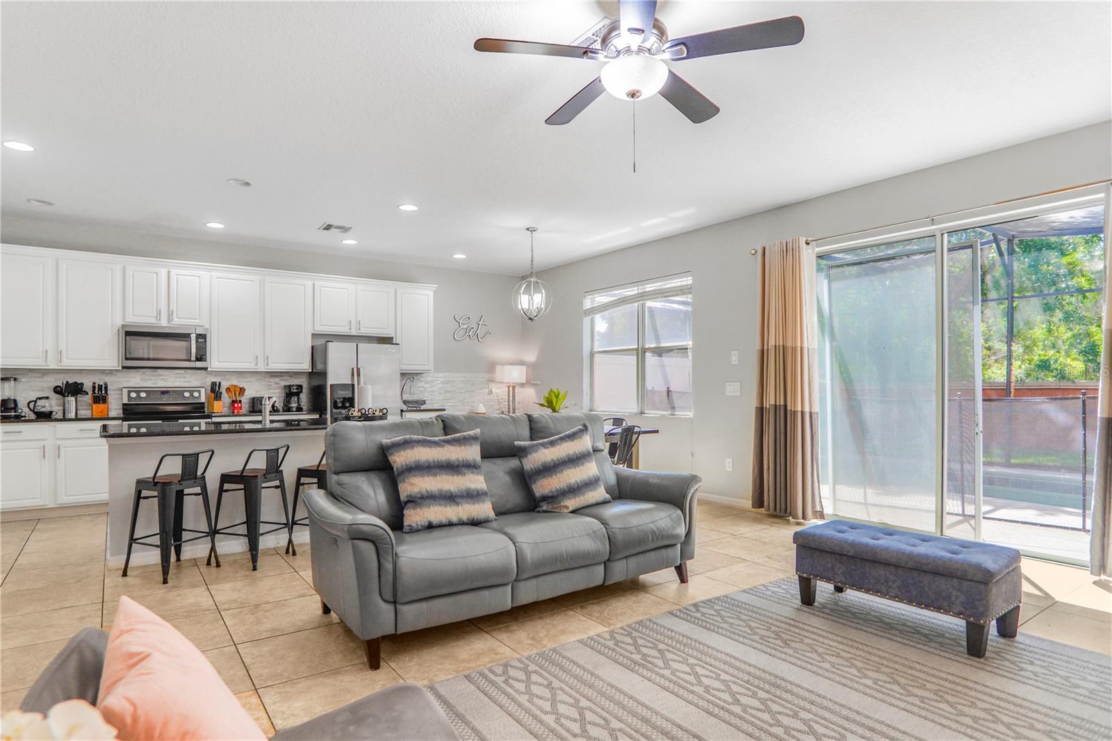 Image 10 of 75 For 620 Las Fuentes Drive