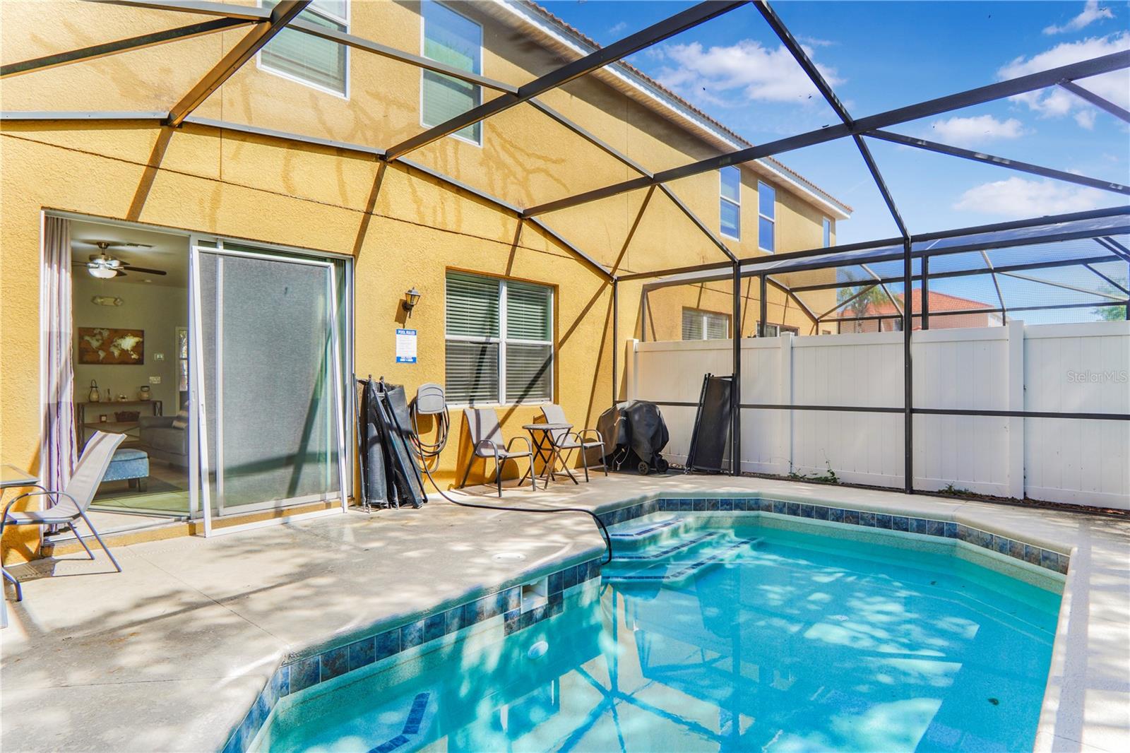 Image 19 of 75 For 620 Las Fuentes Drive