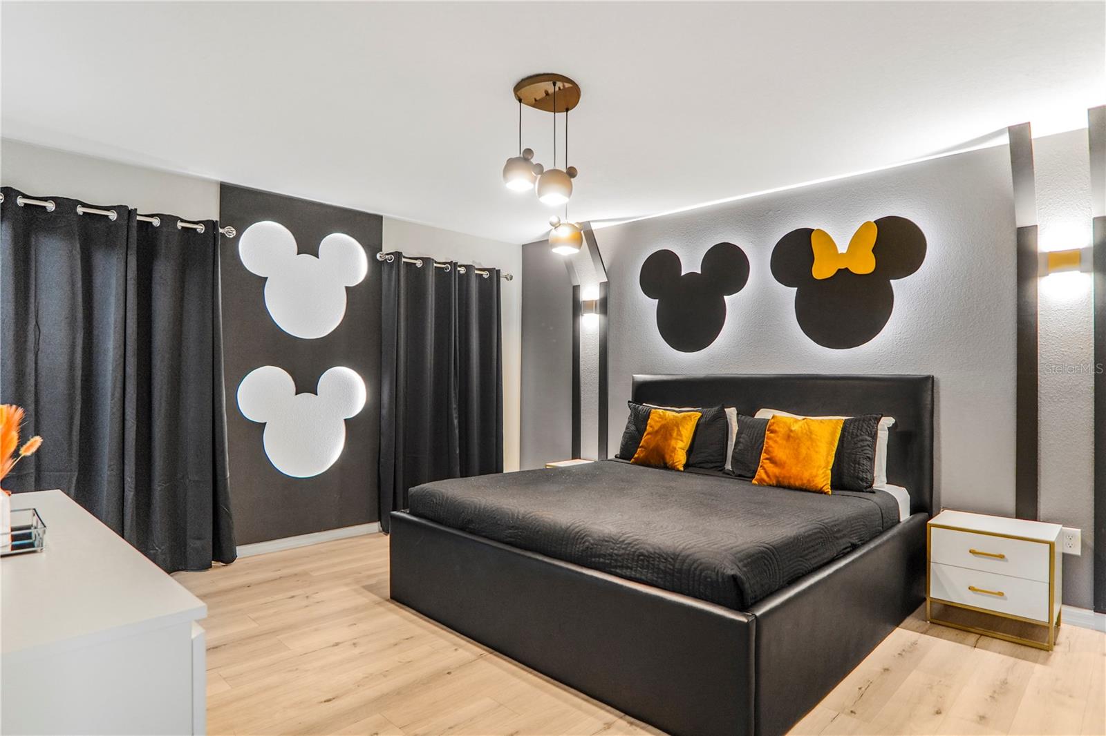 Image 32 of 75 For 620 Las Fuentes Drive