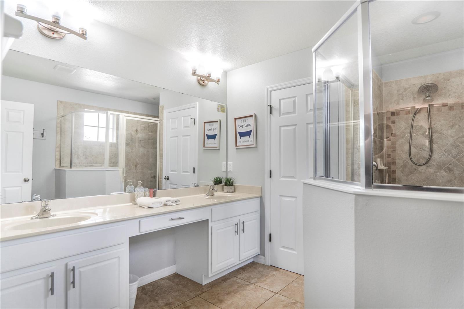 Image 39 of 75 For 620 Las Fuentes Drive