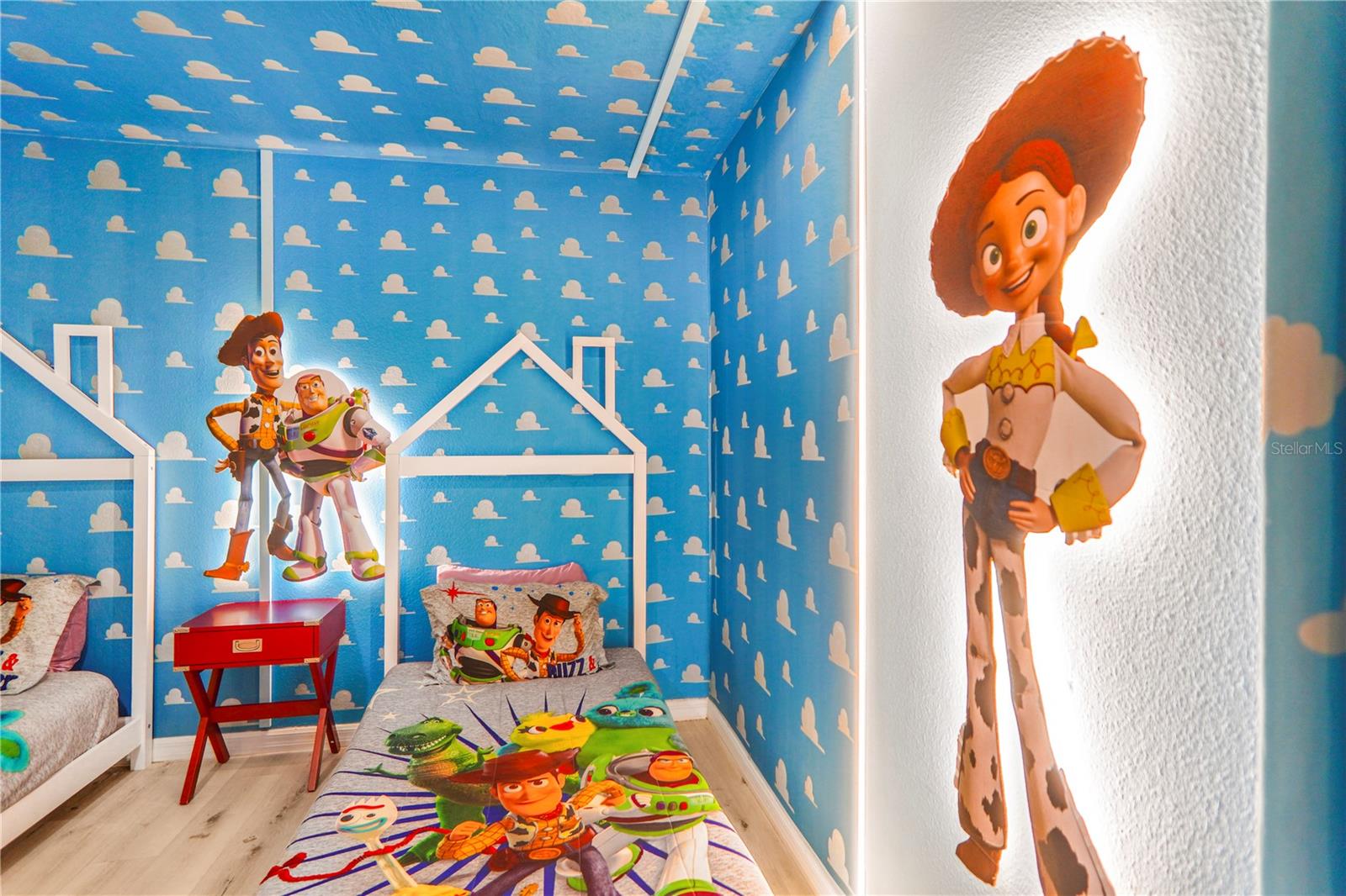 Image 46 of 75 For 620 Las Fuentes Drive