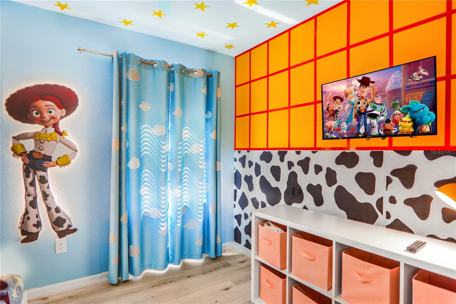 Image 49 of 75 For 620 Las Fuentes Drive