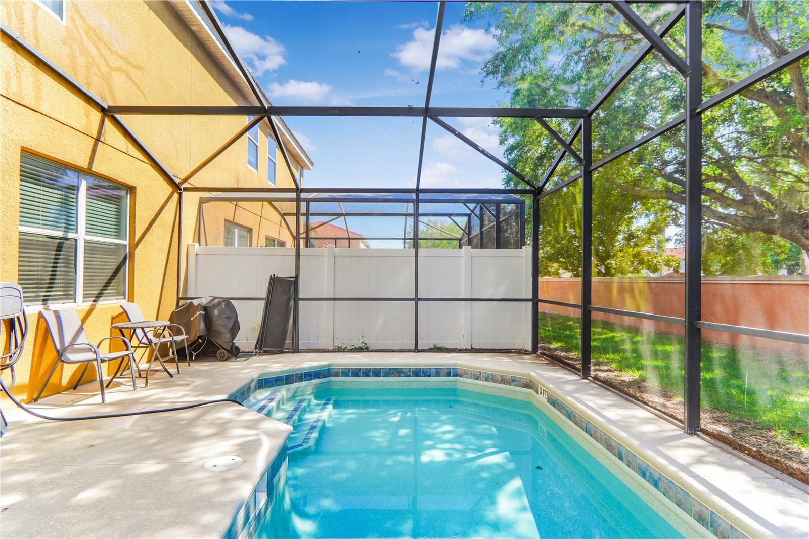 Image 5 of 75 For 620 Las Fuentes Drive