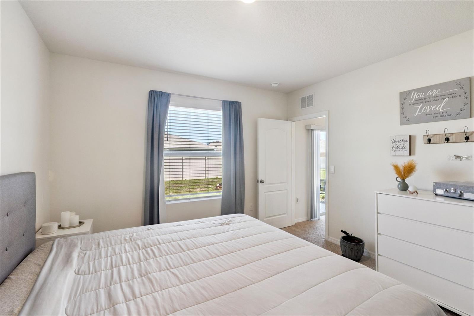 Image 16 of 33 For 391 Boardwalk Avenue