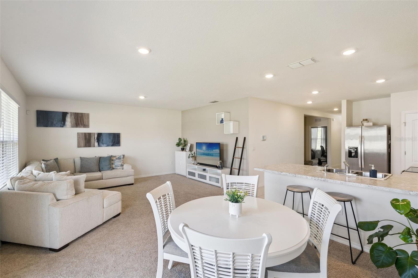 Image 8 of 33 For 391 Boardwalk Avenue