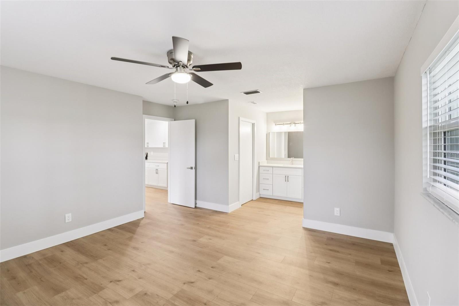 Image 13 of 32 For 1412 Digarmo Terrace