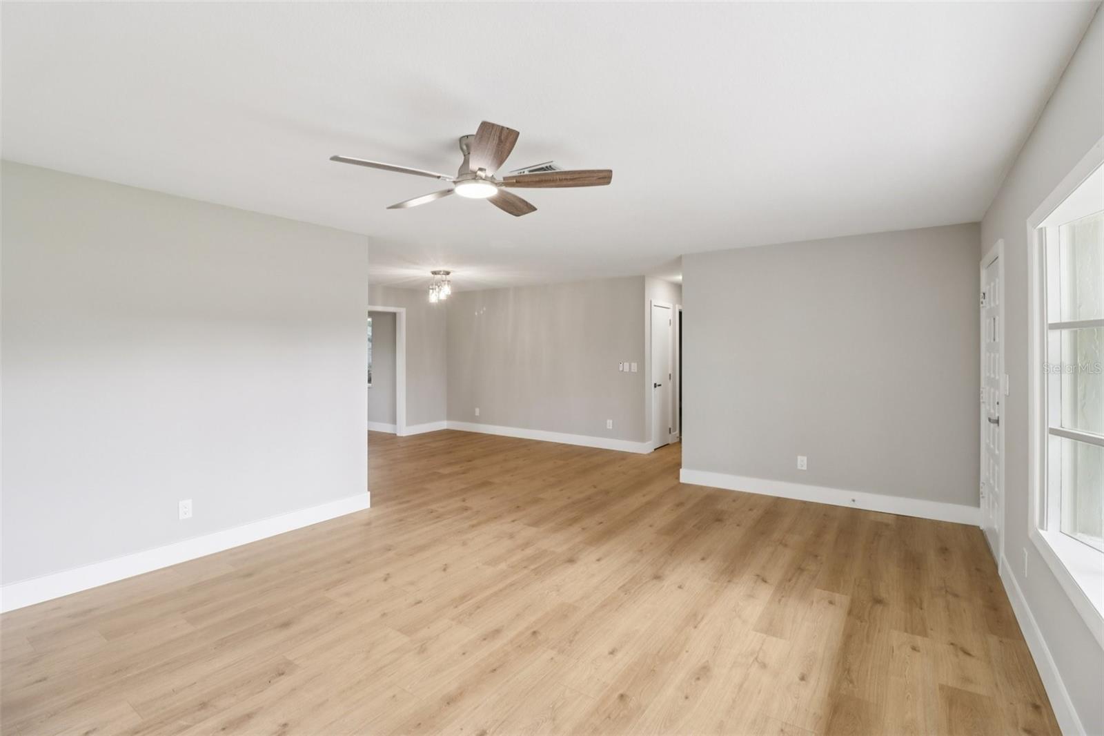 Image 29 of 32 For 1412 Digarmo Terrace