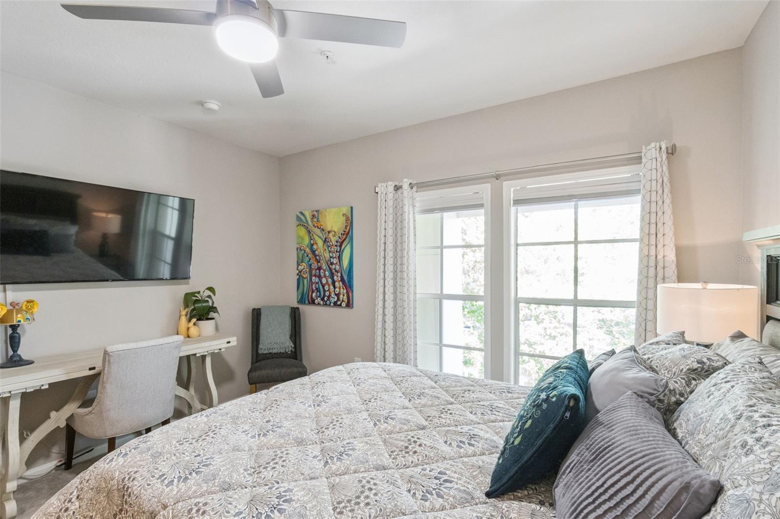 Image 14 of 22 For 582 Water Street 582