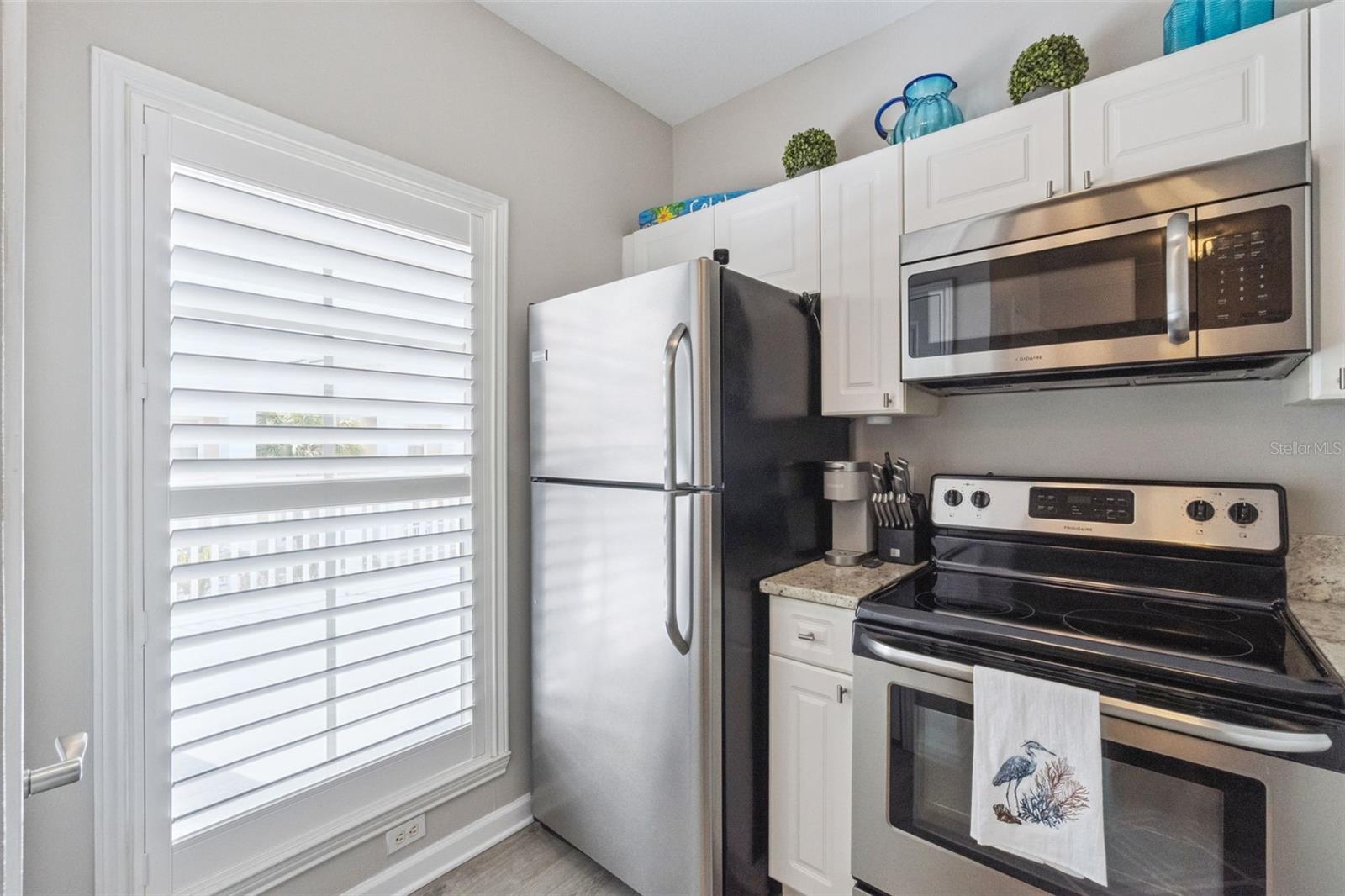Image 8 of 22 For 582 Water Street 582