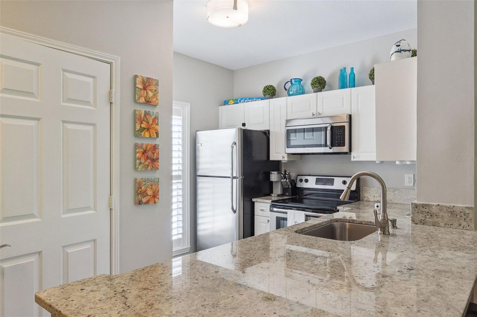 Image 9 of 22 For 582 Water Street 582