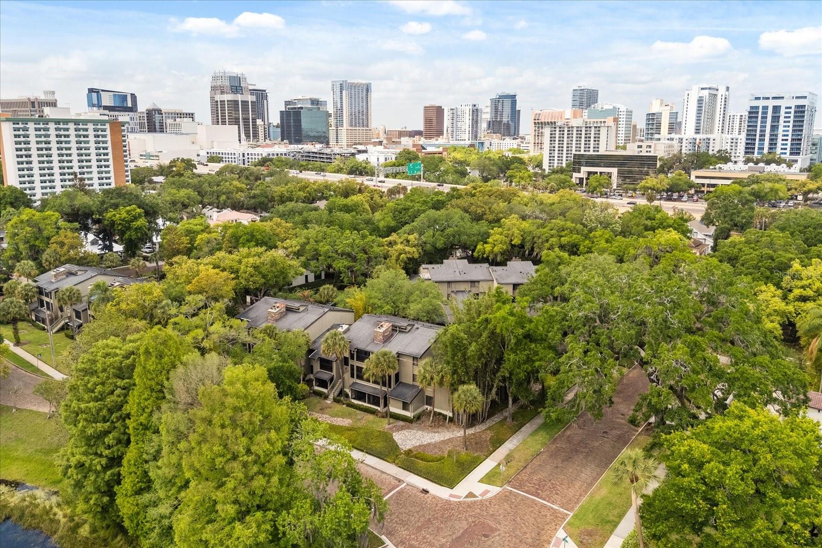 Image 39 of 50 For 546 Osceola Avenue 31