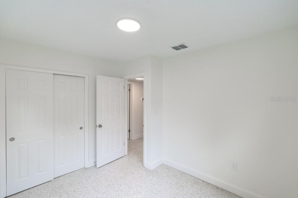 Image 30 of 31 For 1618 Indiana Avenue