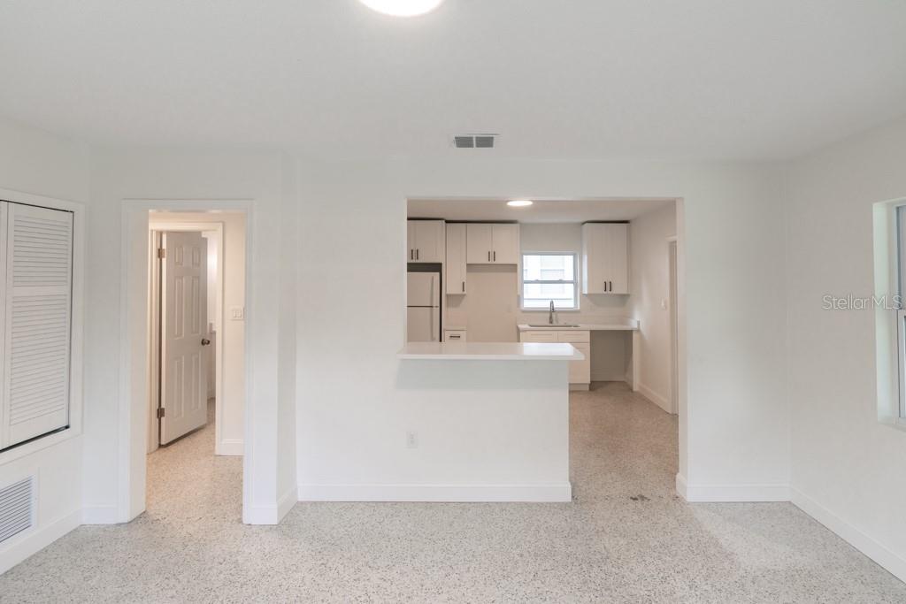 Image 5 of 31 For 1618 Indiana Avenue