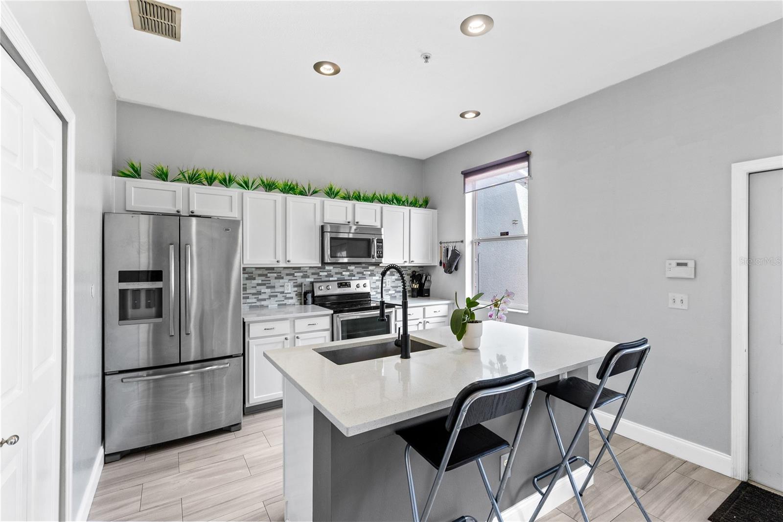 Image 7 of 29 For 6187 Chapledale Drive