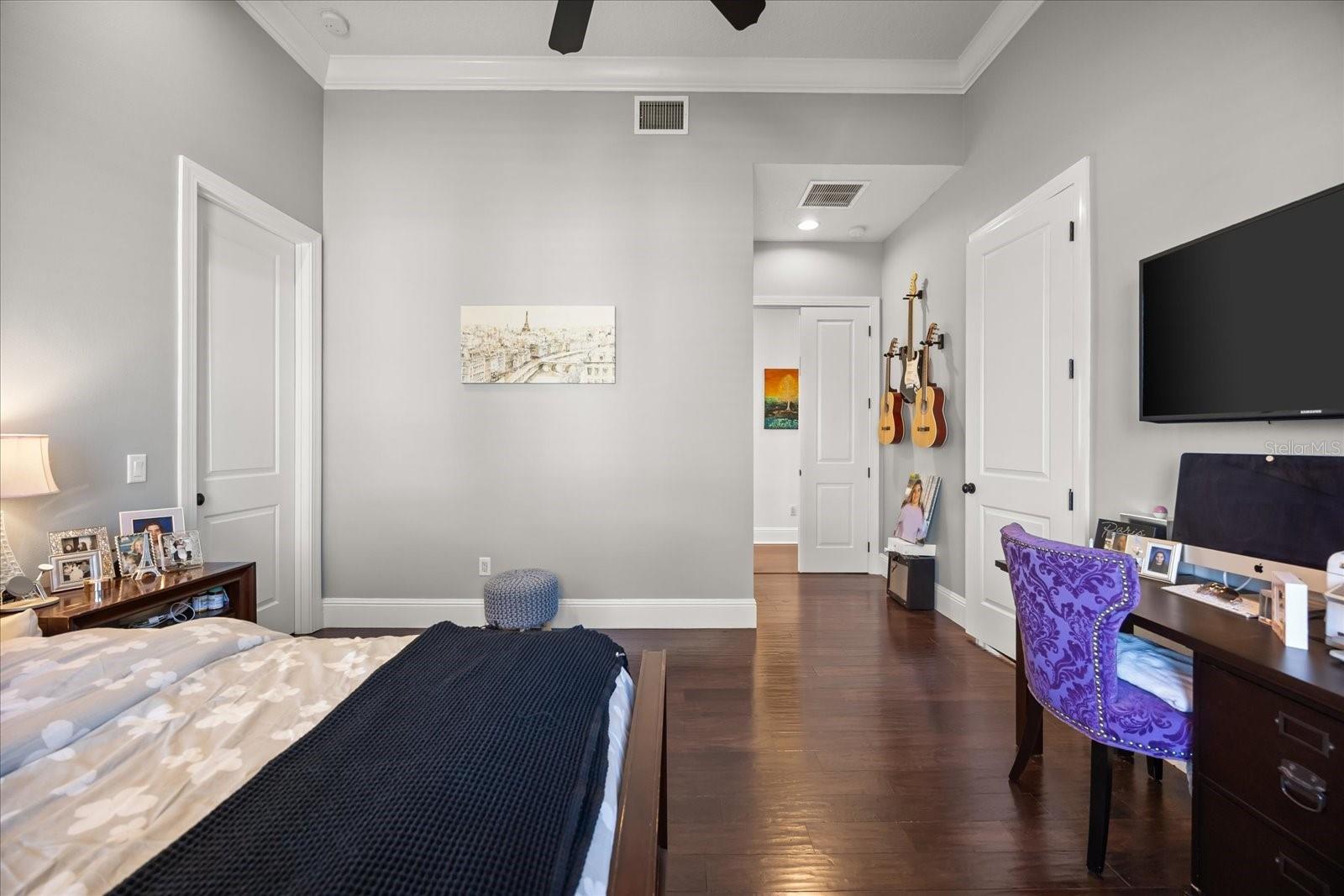 Image 40 of 65 For 12411 Montalcino Circle