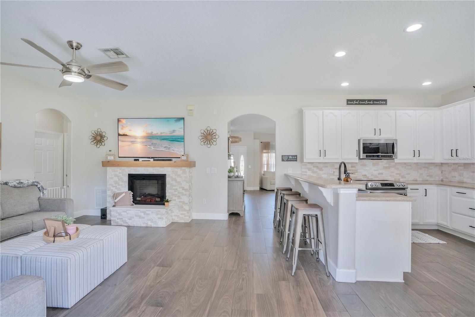 Image 16 of 80 For 1143 Willow Branch Drive