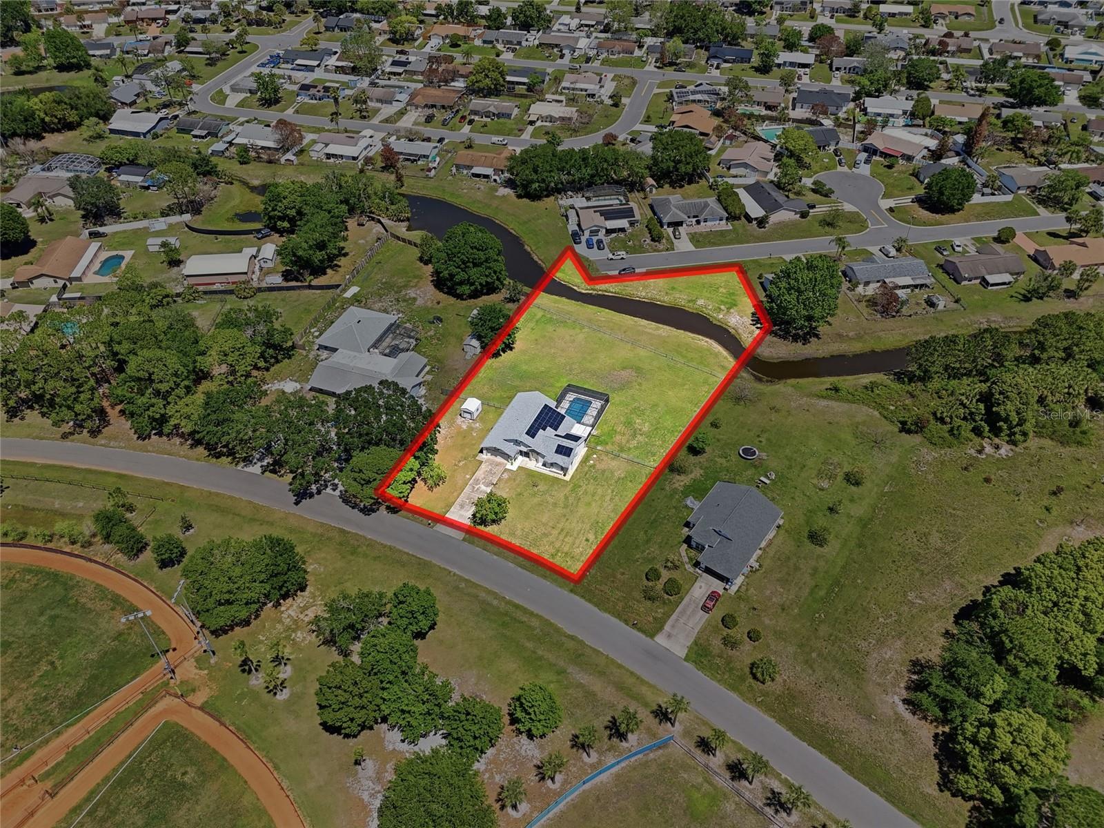 Image 4 of 59 For 417 Rider Circle