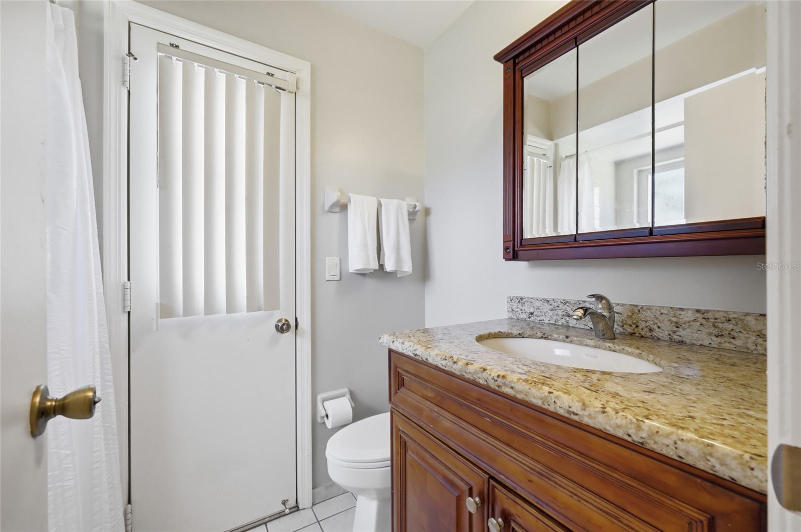 Image 45 of 59 For 417 Rider Circle