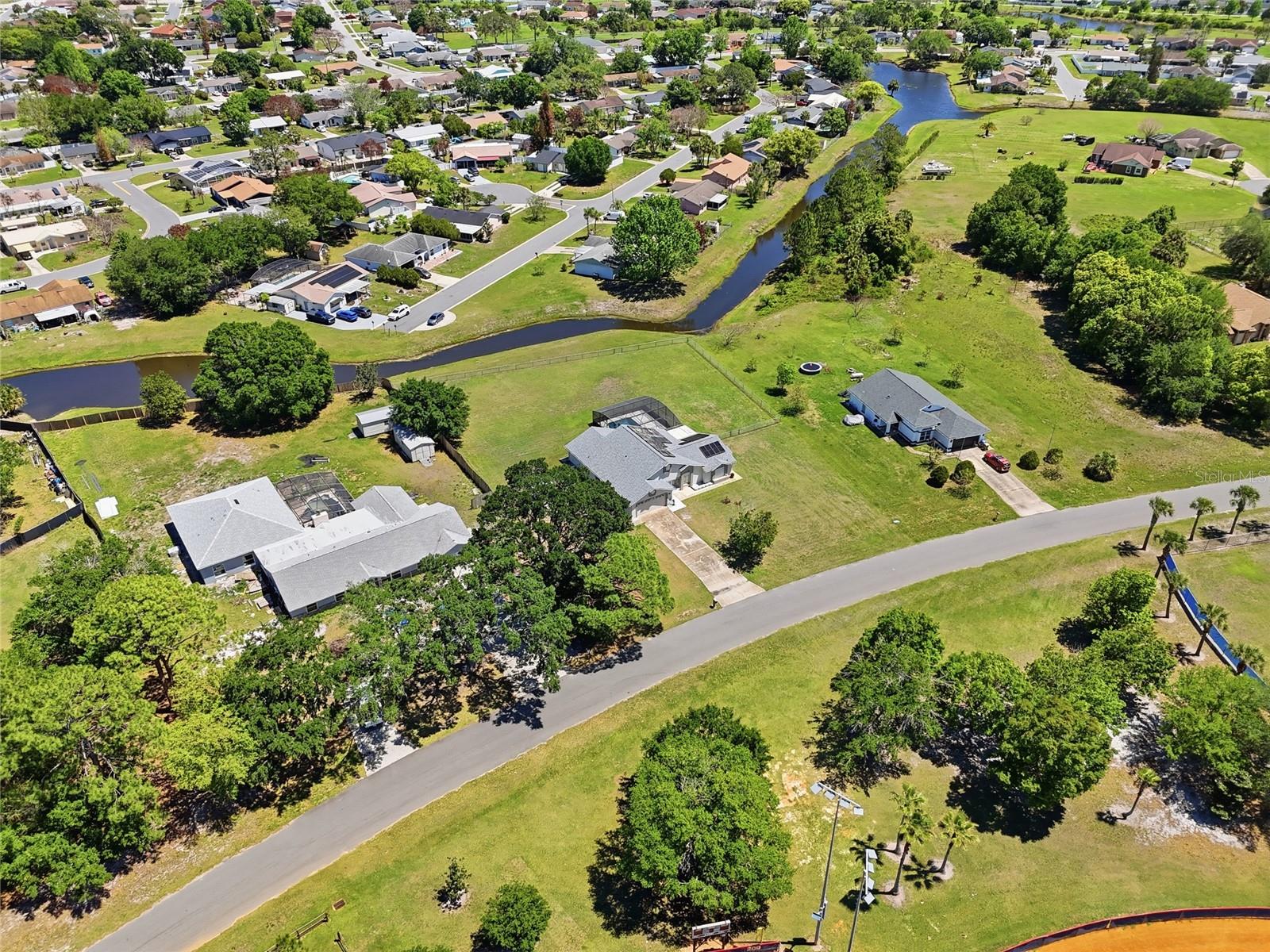 Image 51 of 59 For 417 Rider Circle