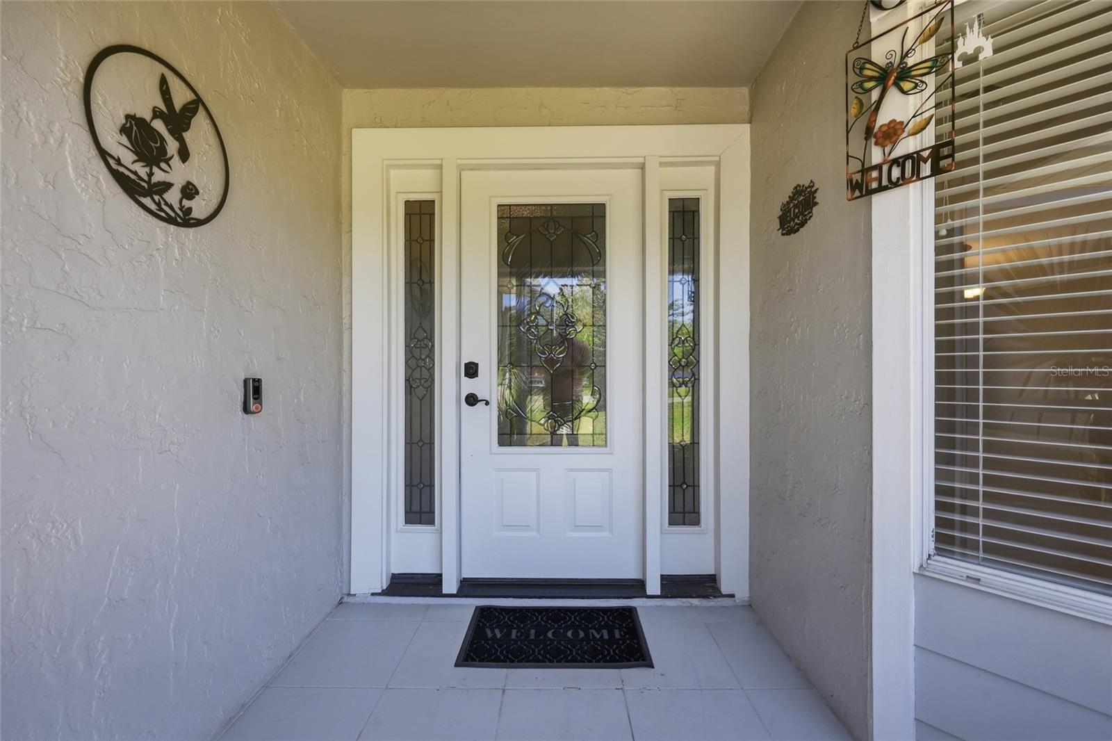 Image 8 of 59 For 417 Rider Circle