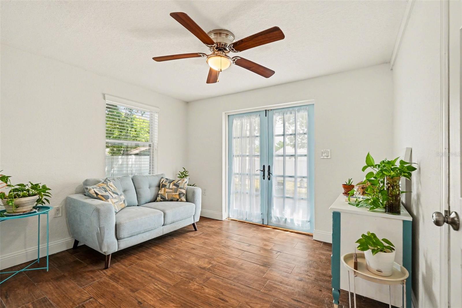 Image 14 of 29 For 10555 109th Street