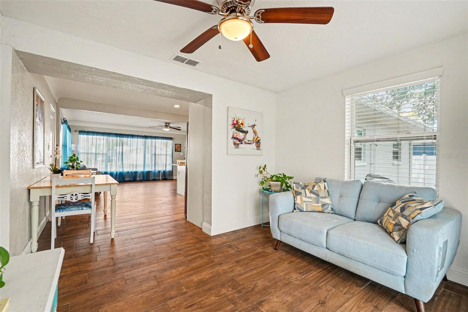 Image 15 of 29 For 10555 109th Street