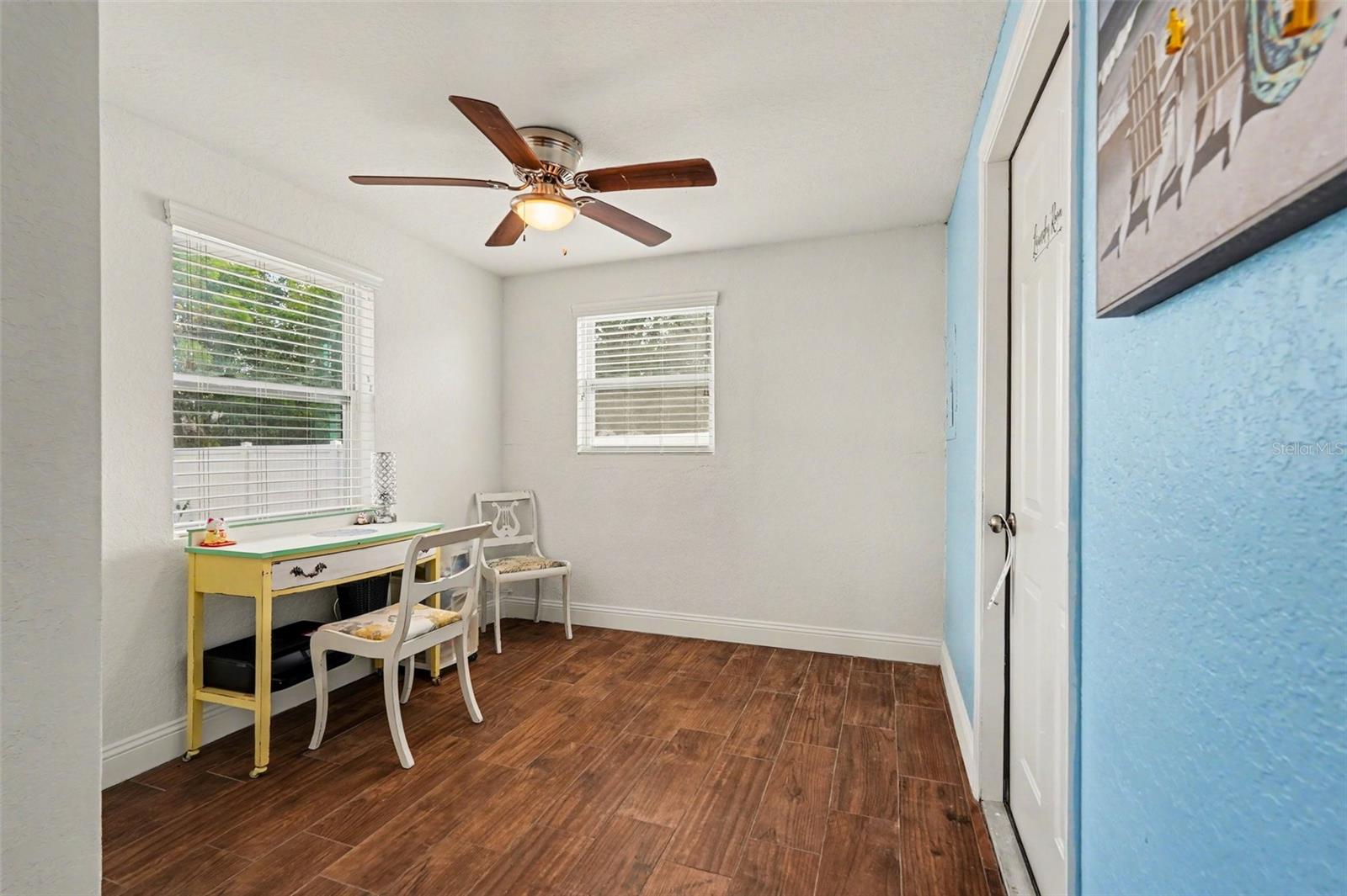 Image 16 of 29 For 10555 109th Street