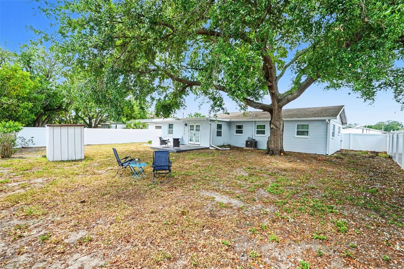 Image 27 of 29 For 10555 109th Street