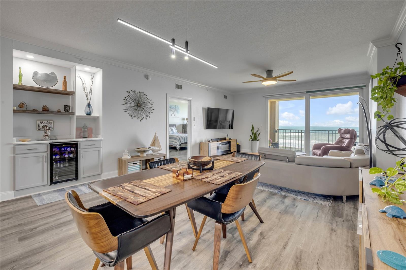 Image 10 of 34 For 60 Surfview Drive 510