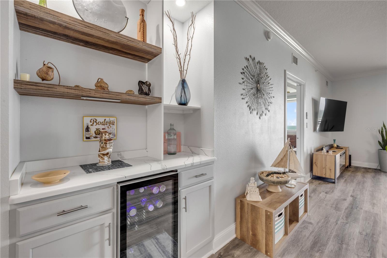 Image 11 of 34 For 60 Surfview Drive 510