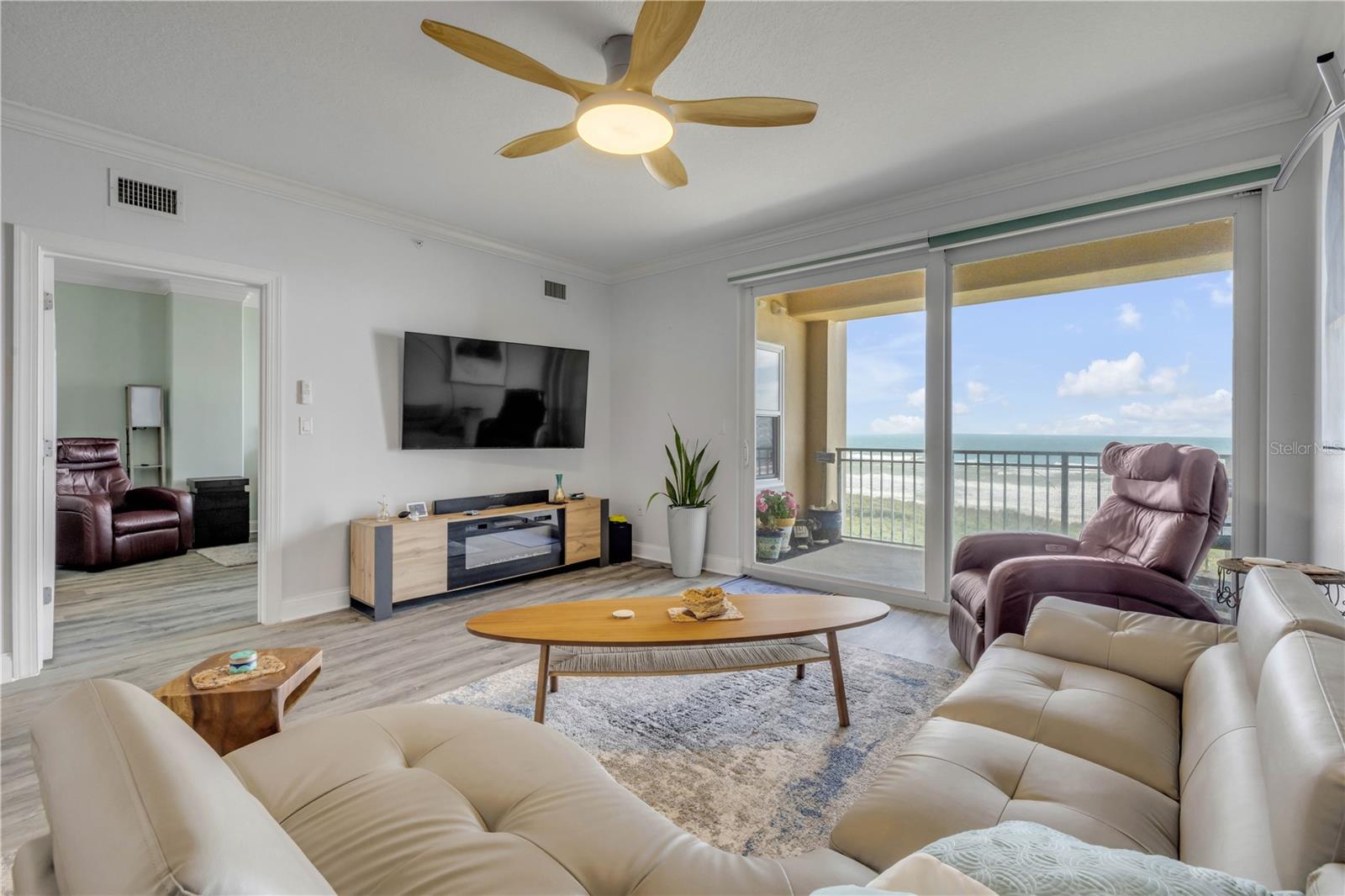 Image 13 of 34 For 60 Surfview Drive 510