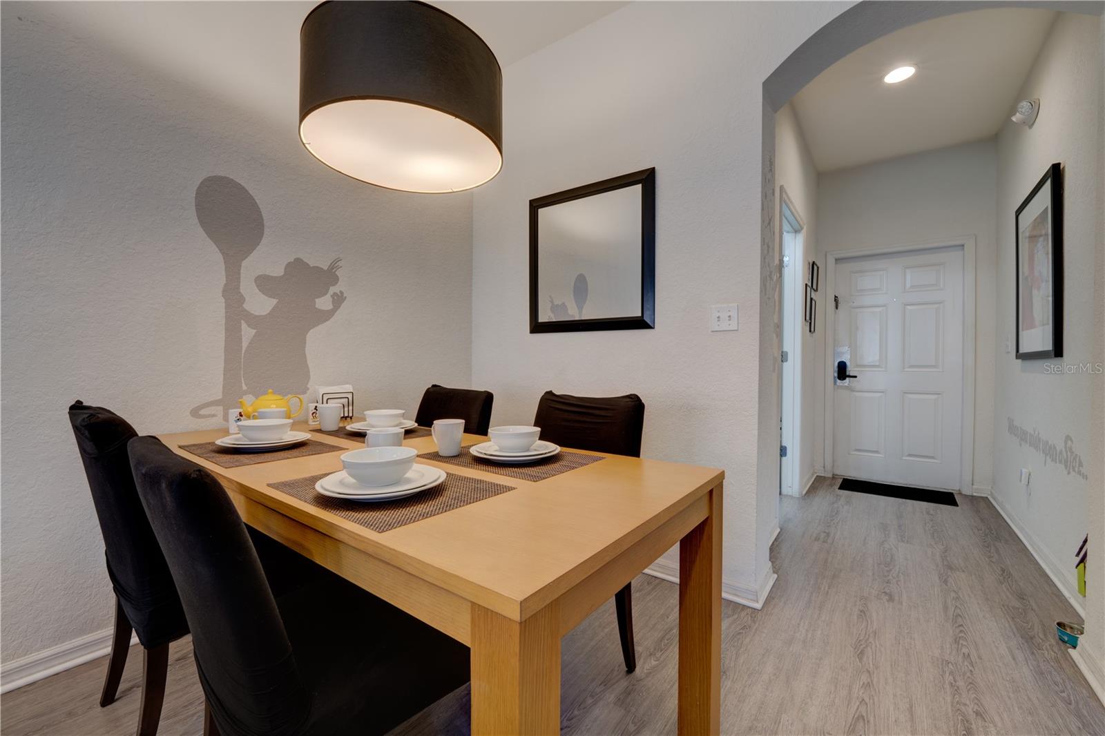 Image 13 of 84 For 2720 Roadster