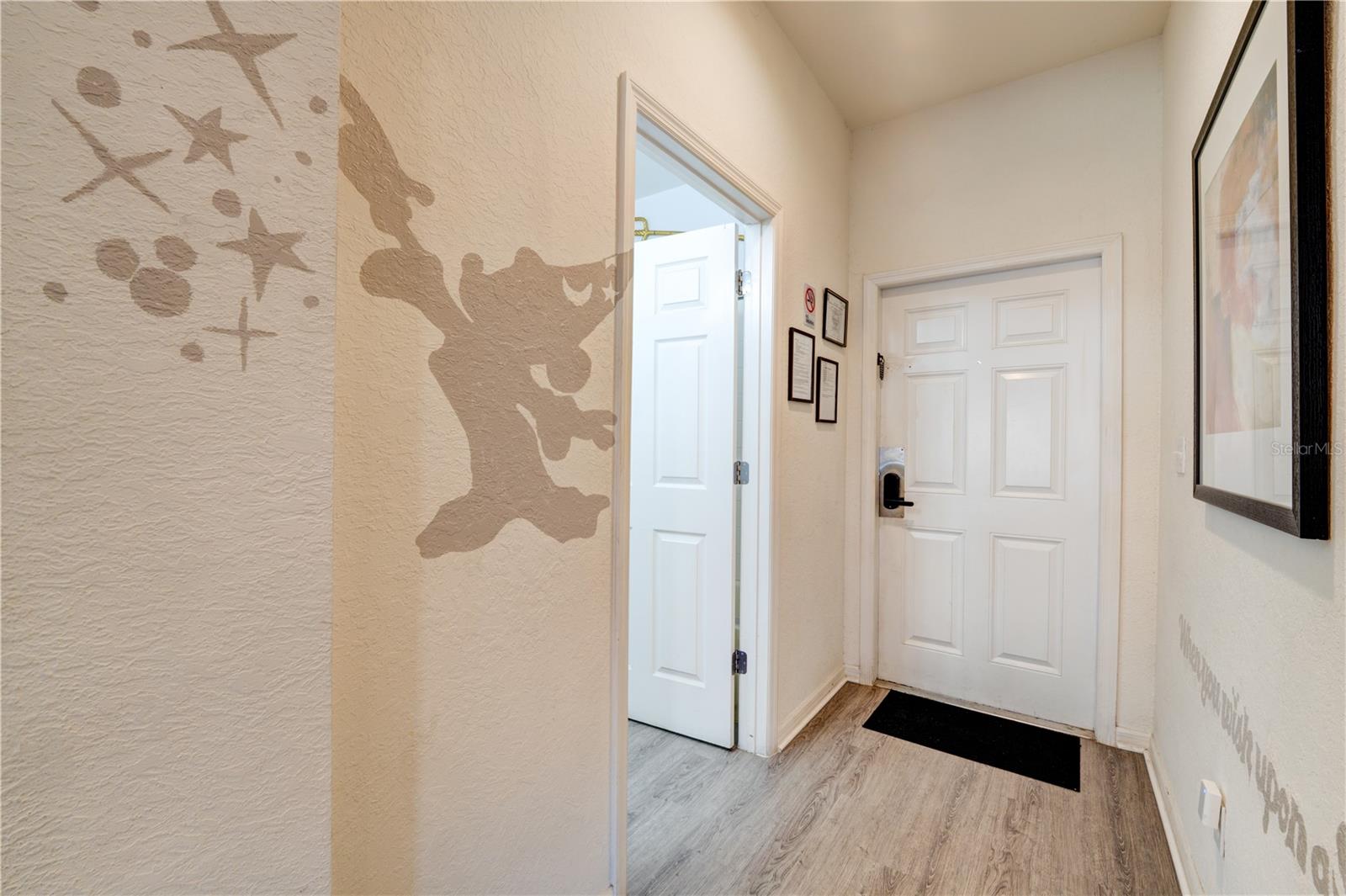 Image 5 of 84 For 2720 Roadster