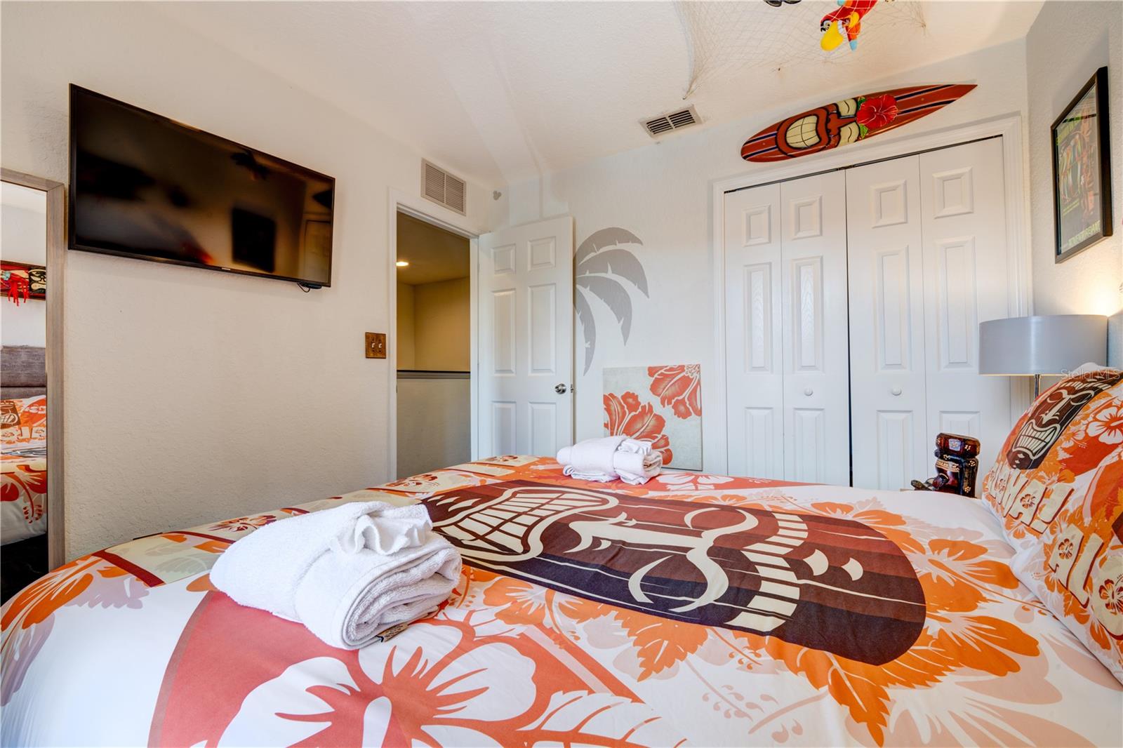 Image 62 of 84 For 2720 Roadster