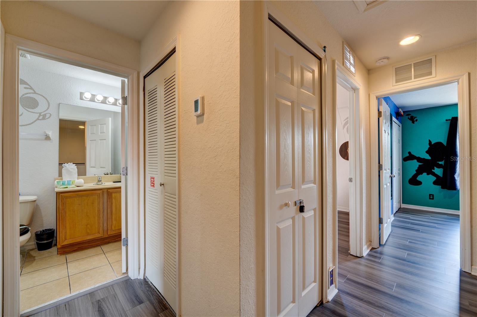 Image 64 of 84 For 2720 Roadster