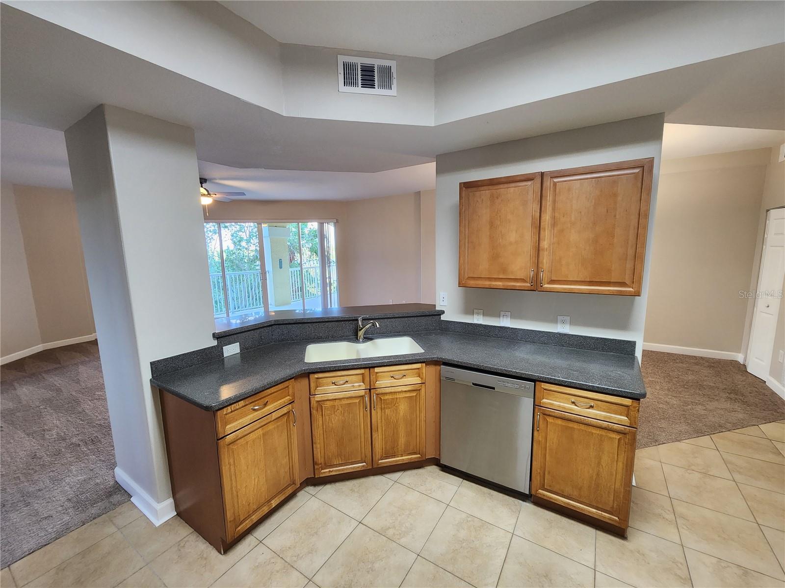 Image 14 of 28 For 6312 Buford Street 401