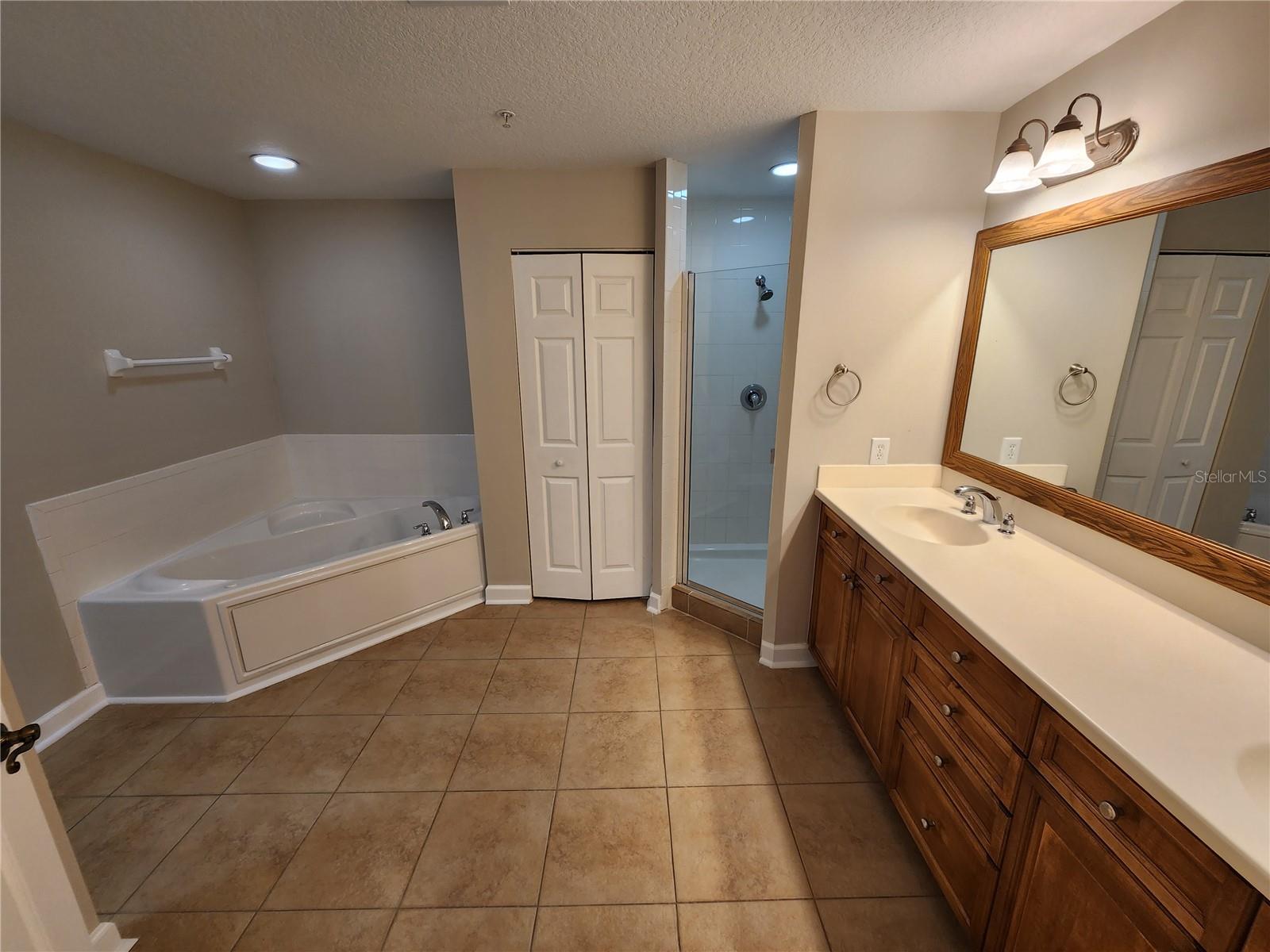 Image 24 of 28 For 6312 Buford Street 401