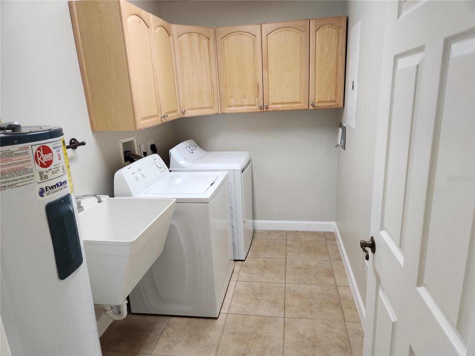 Image 7 of 28 For 6312 Buford Street 401