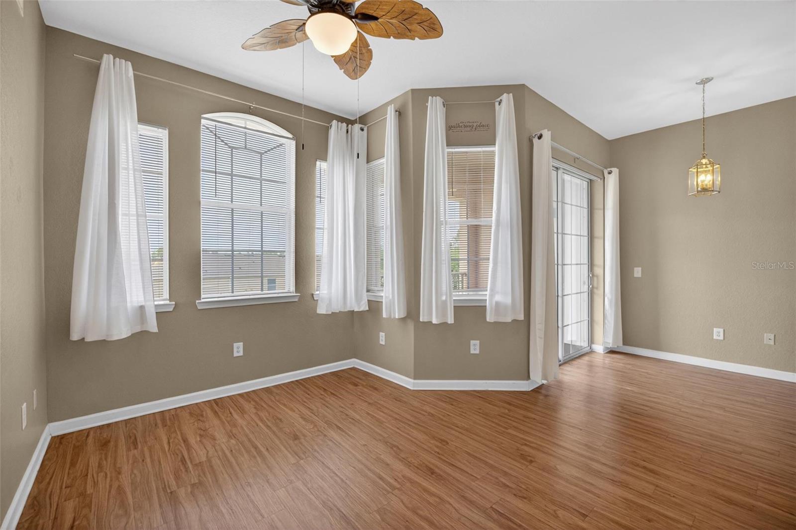 Image 12 of 50 For 620 Terrace Ridge Circle 620