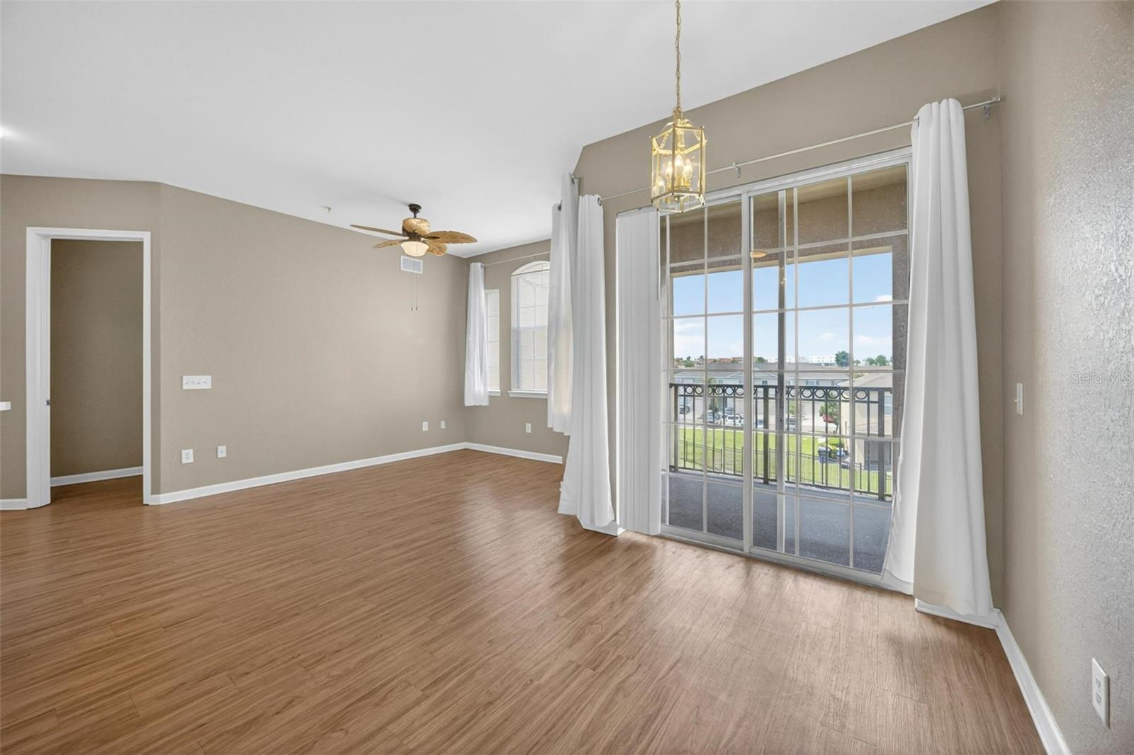 Image 15 of 50 For 620 Terrace Ridge Circle 620