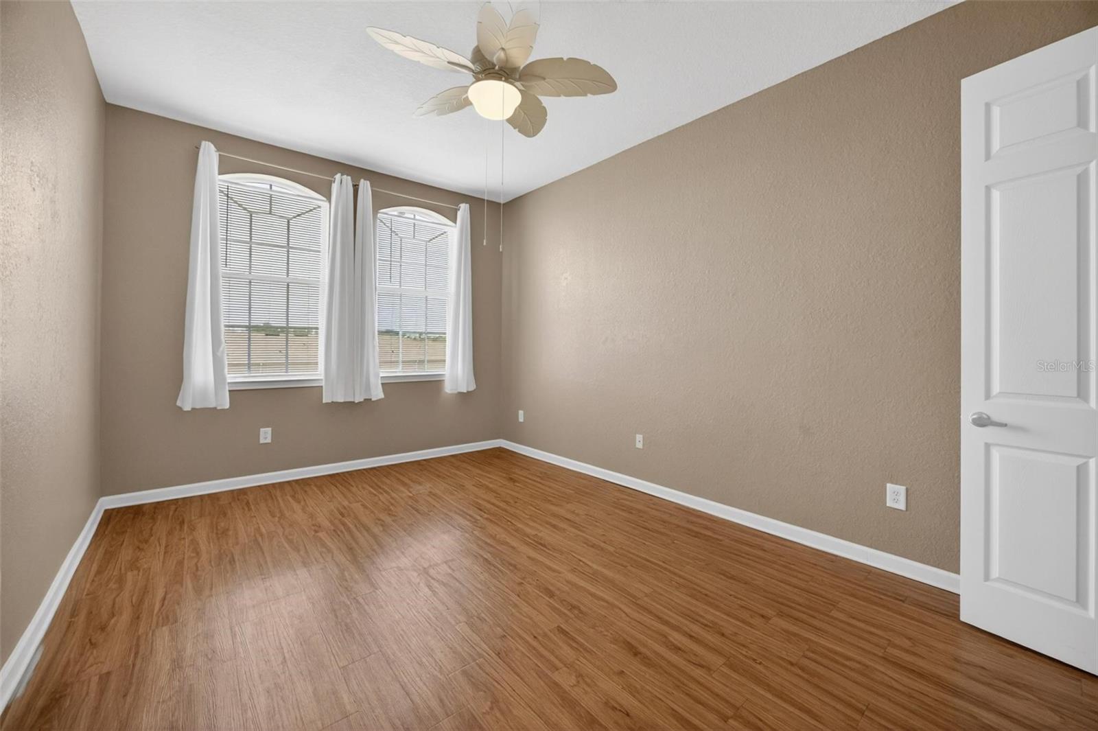 Image 26 of 50 For 620 Terrace Ridge Circle 620